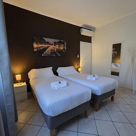 Rho Fiera Flat Apartment *